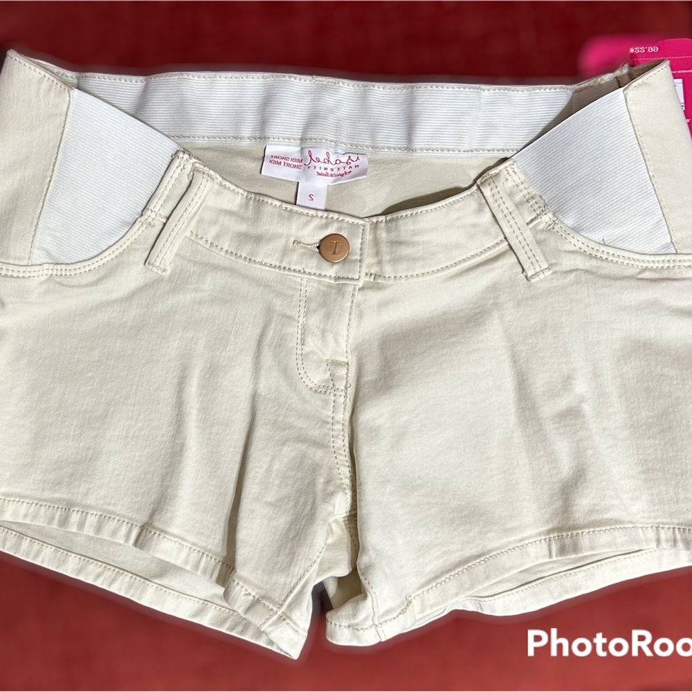 Isabel Maternity by Ingrid and Isabel Side Panel Maternity Short Size 2,…